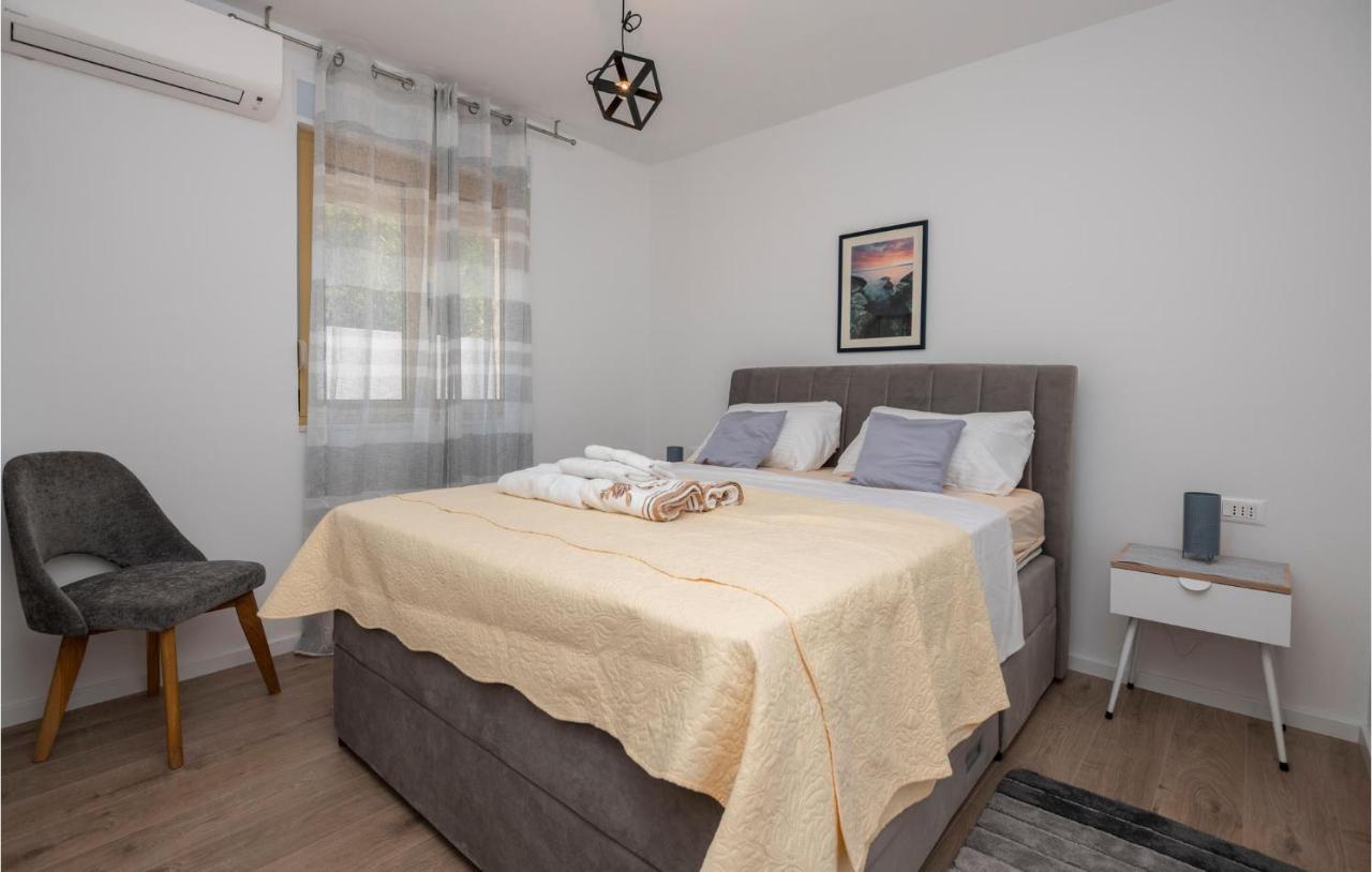 Holiday Home Villetta Belveder 巴什卡沃达 外观 照片